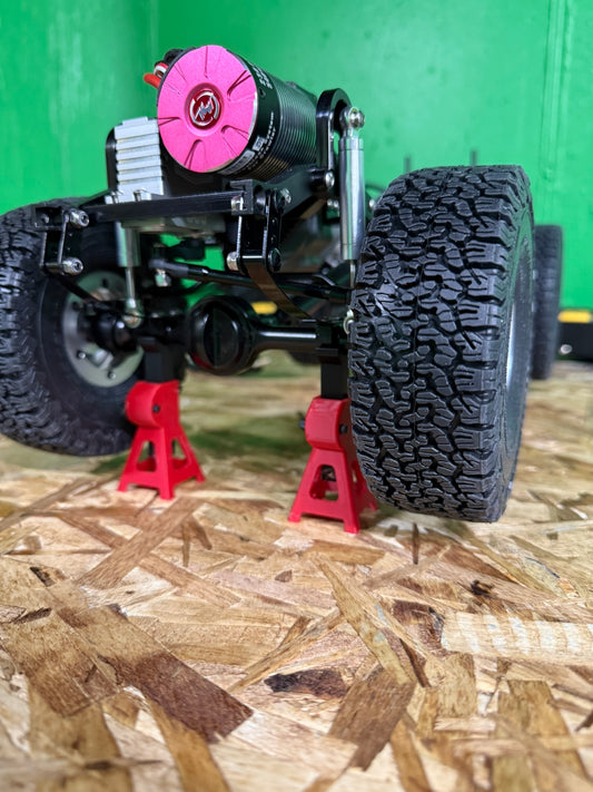 Scale working Jack Stands