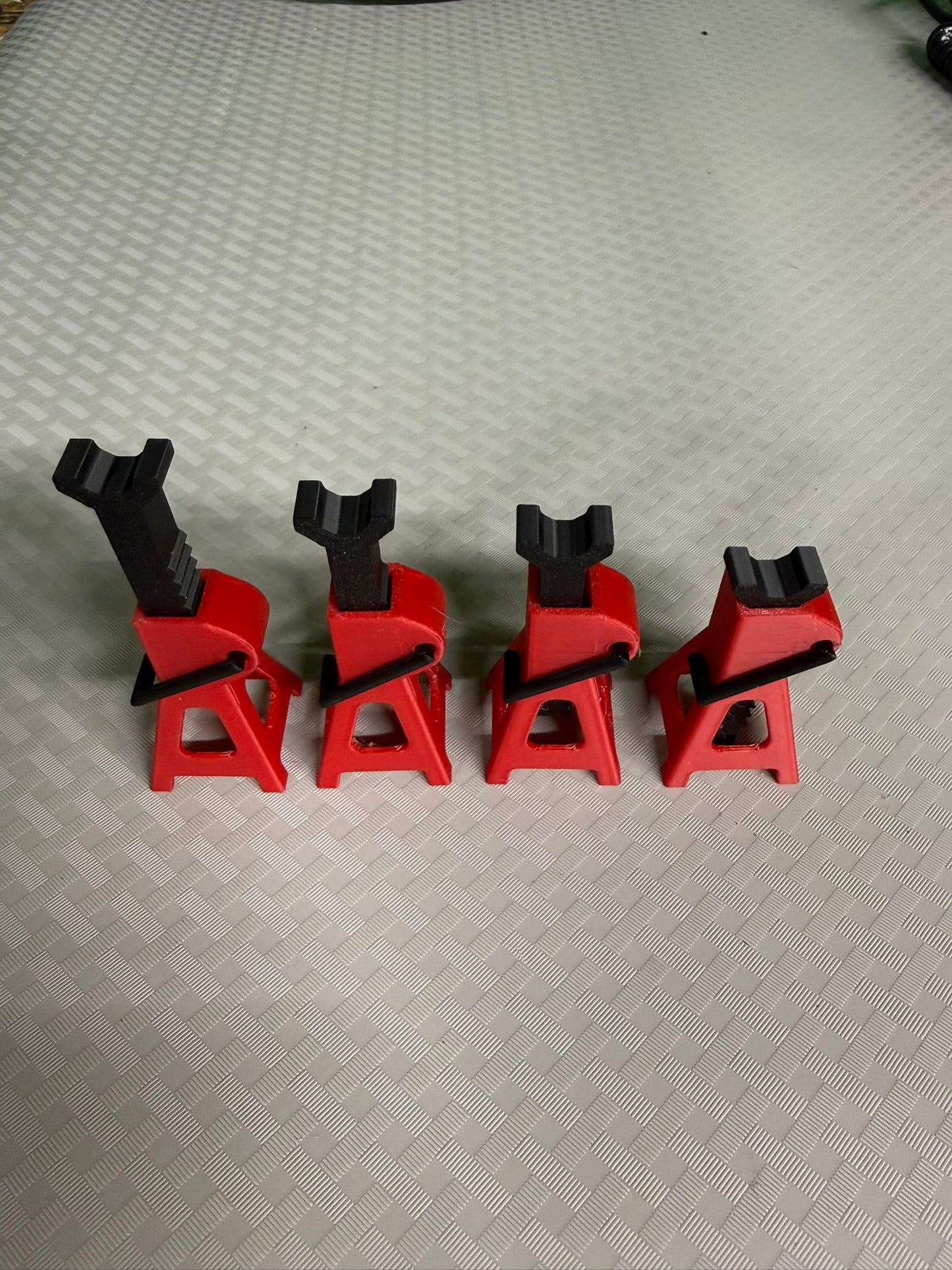 Scale working Jack Stands