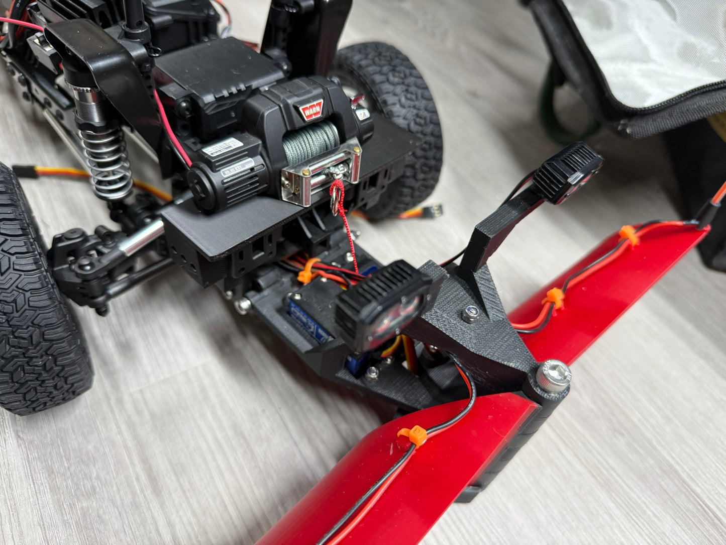 Winch Mount RC4WD TF2, Axial SCX10 II or III, Traxxas TRX4, CEN F450 Sicario